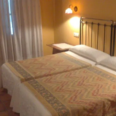 Corvina Casa rural Acebo